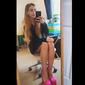 Meet your Posher, Lucy